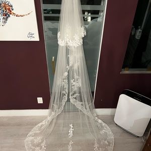 Two-Tier Pronovias Cathedral Veil- Off-white/Ivory
